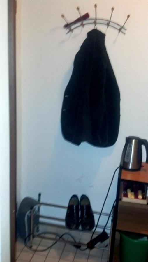 1A Comfortable, Private And Calm 4 Room Apartment, 2Km City Center, Private Car Park, Full Equipped Kitchen, Private And Stable Wifi, One Minute Tram Station, Smart Tv, Whatsapp Support, No Additional Costs! Eur 500 Cashback For 2 Months Mannheim Exterior foto